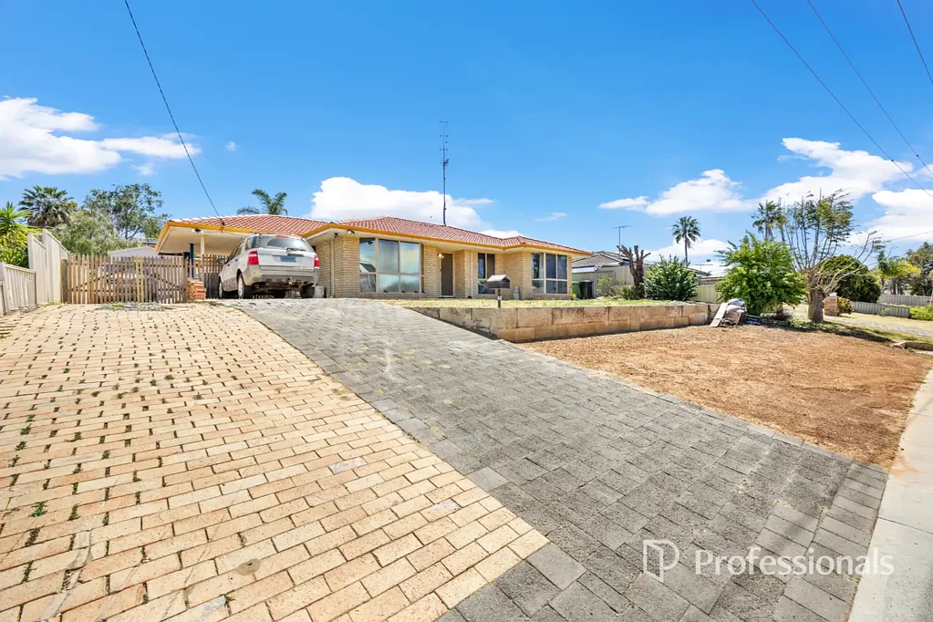 12 Dudley Drive, Usher, WA 6230