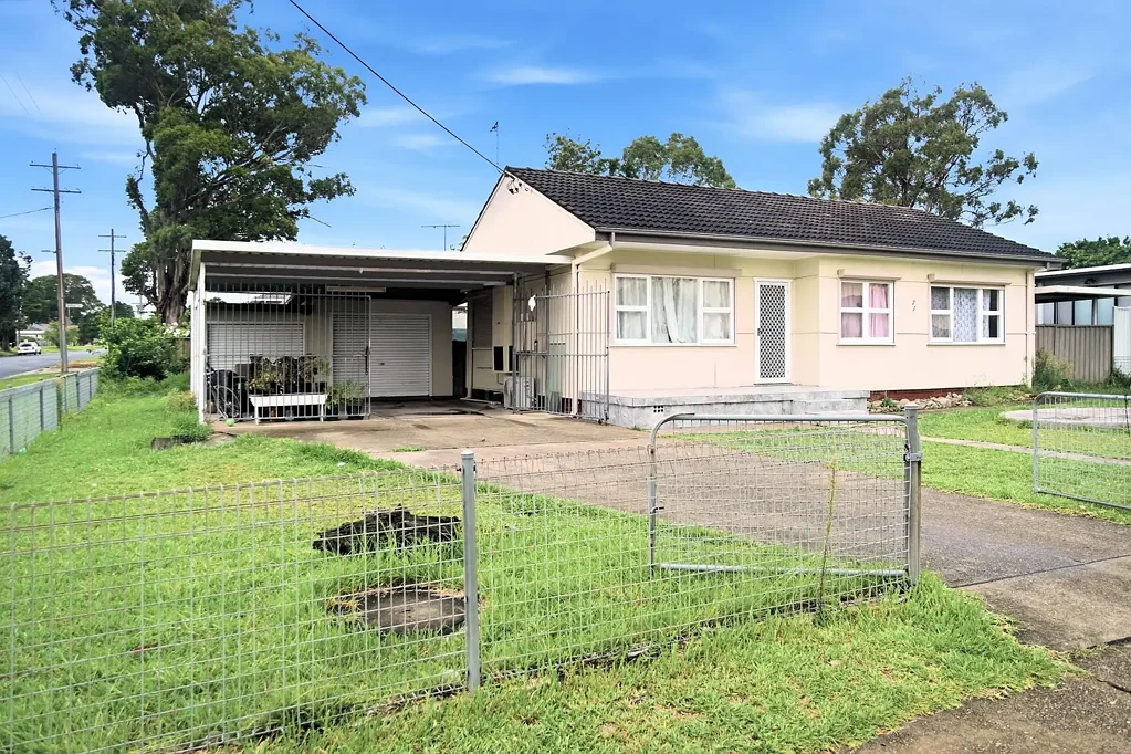 Doonside 3Kwarto Prime Corner Block Family Home in a Top Location