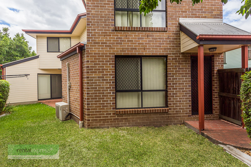 19 BERMINGHAM ST, ALDERLEY QLD 4051, 0 rūma, 0 rūma horoi, Townhouse