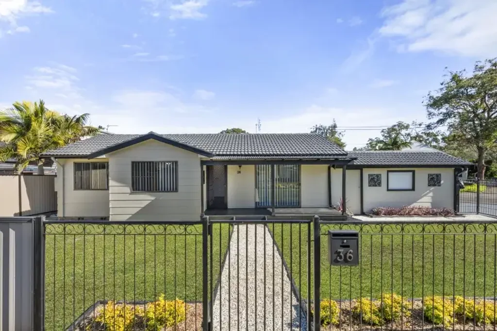 36 McKellar Boulevard, Blue Haven, NSW 2262