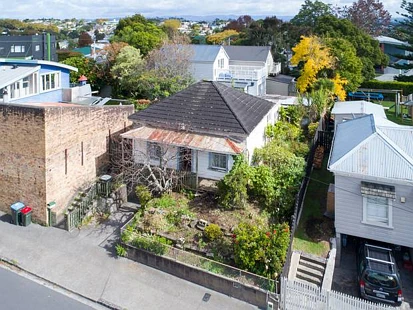 Ponsonby破房卖出$110万，知名开发商却说很划算