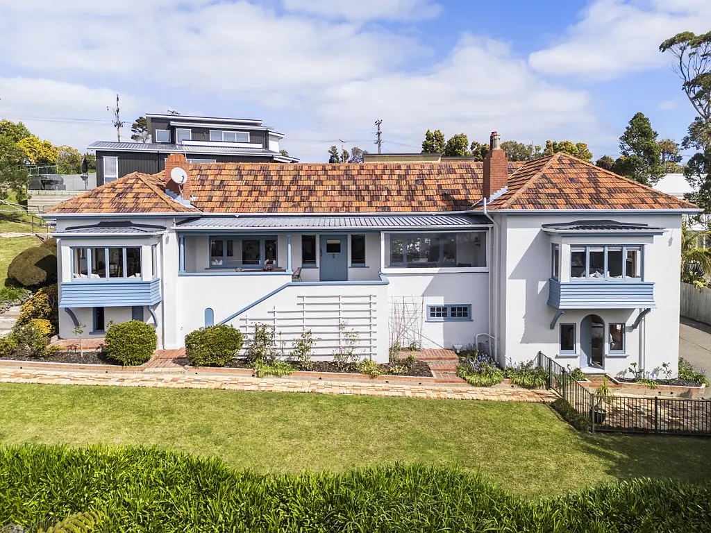 Stanmore Bay 4침실 Gracious & Spacious Coastal Living