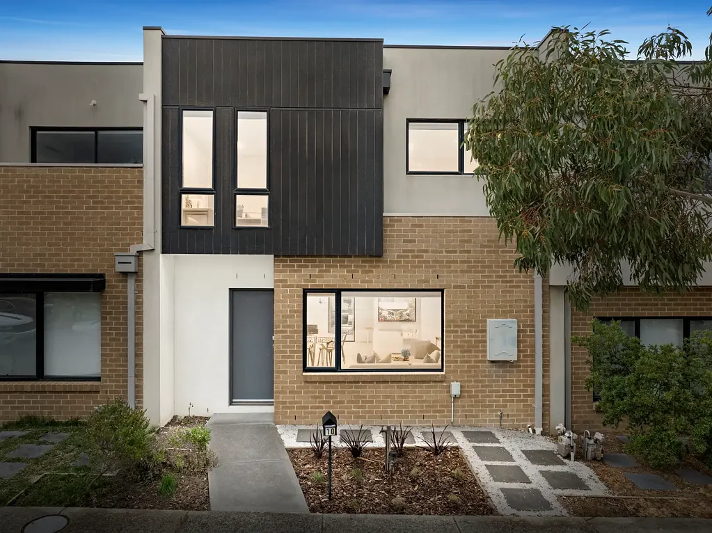 Mernda 3બેડરૂમ Stylish, Spacious & Superbly Located!