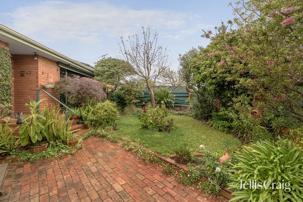 1/13 Deakin Street, Bentleigh East, VIC 3165