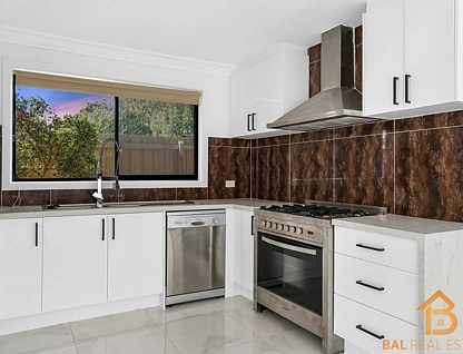 2/23 Margaret street, Werribee, South West Melbourne, 3部屋, 1バスルーム, House