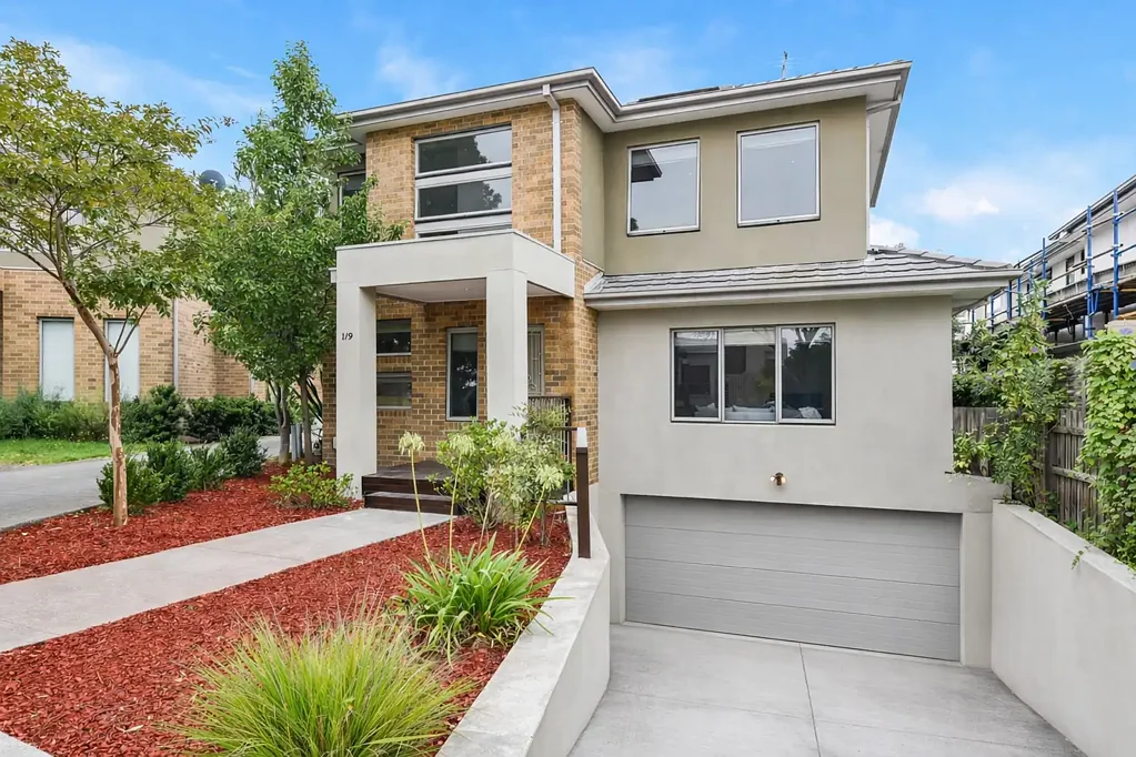 1/9 Sunderland Avenue, Ashburton, VIC 3147