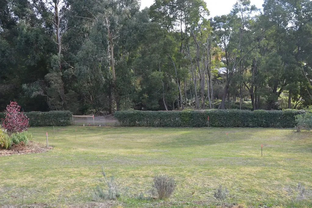 Leongatha Private Court Position - Beside Stunning Reserve