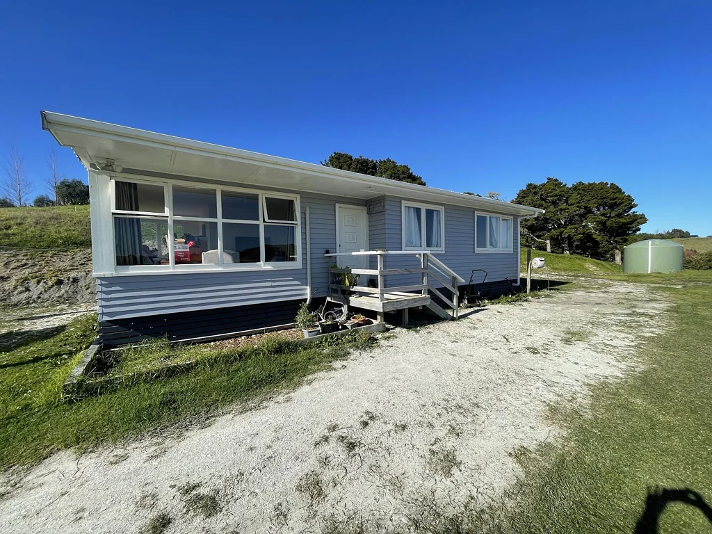 3 Bedroom House with Rural Views Available Mid July