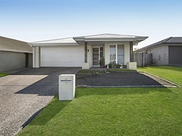 54 Ballow Crescent, Redbank Plains