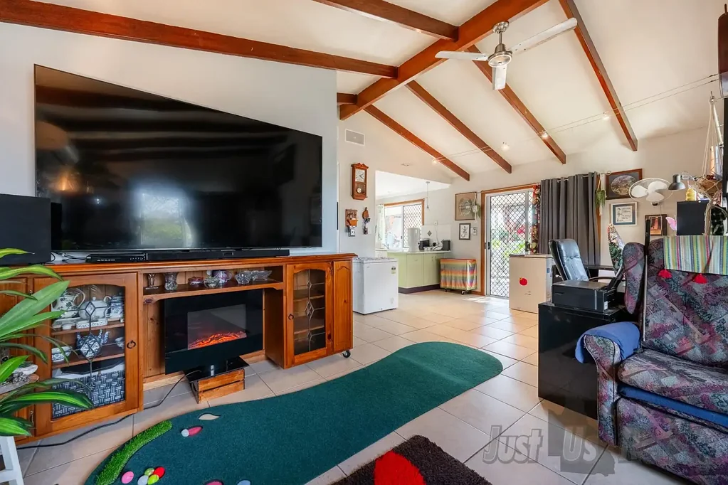 Burnett Heads 3Zimmer 3-Bedroom Home with Solar Efficiency + Room to extend