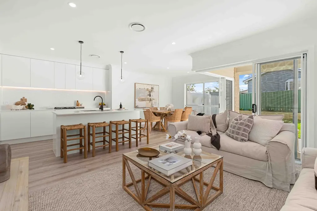 St Georges Basin 4房  Stunning Luxurious Hampton Style Duplex...