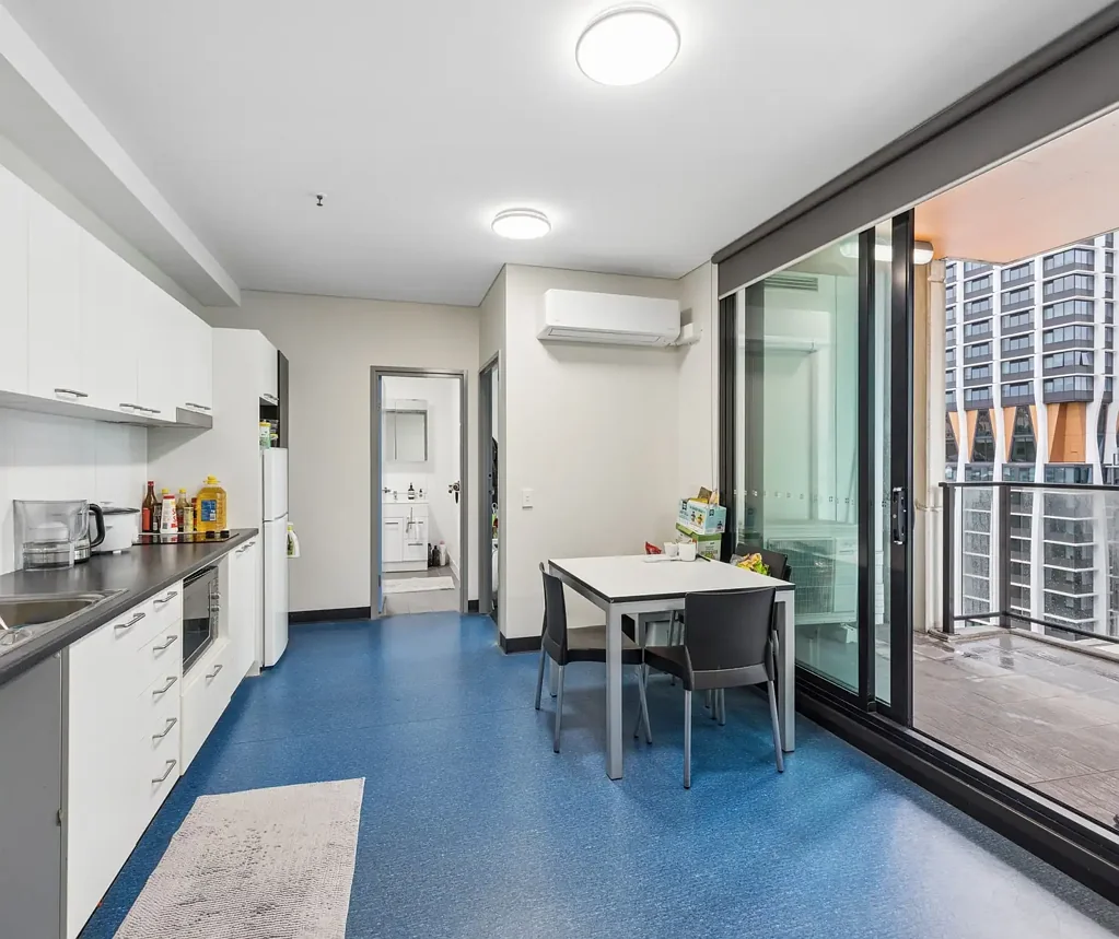 Adelaide 2 Slaapkamer Sophisticated City Living in Adelaide's Vibrant East End!