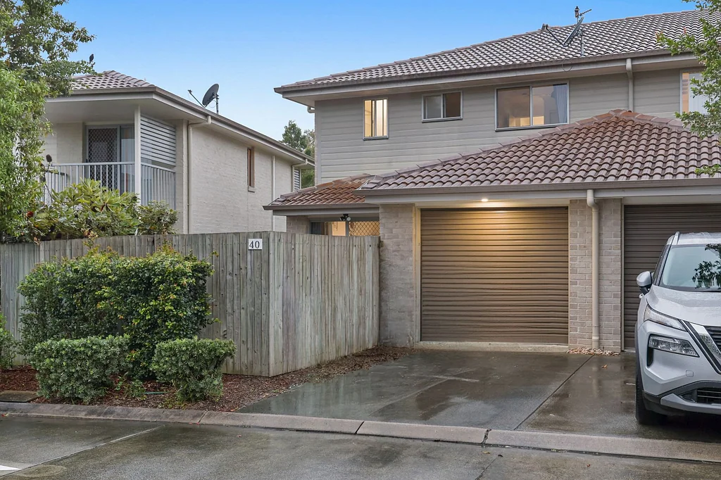 Pacific Pines 3Habitaciones Space, Comfort & Everyday Convenience at Carmarthen!
