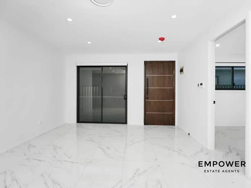 2-Bedroom Brand New Granny For Rent in Hillcroft Estate, Claymore
