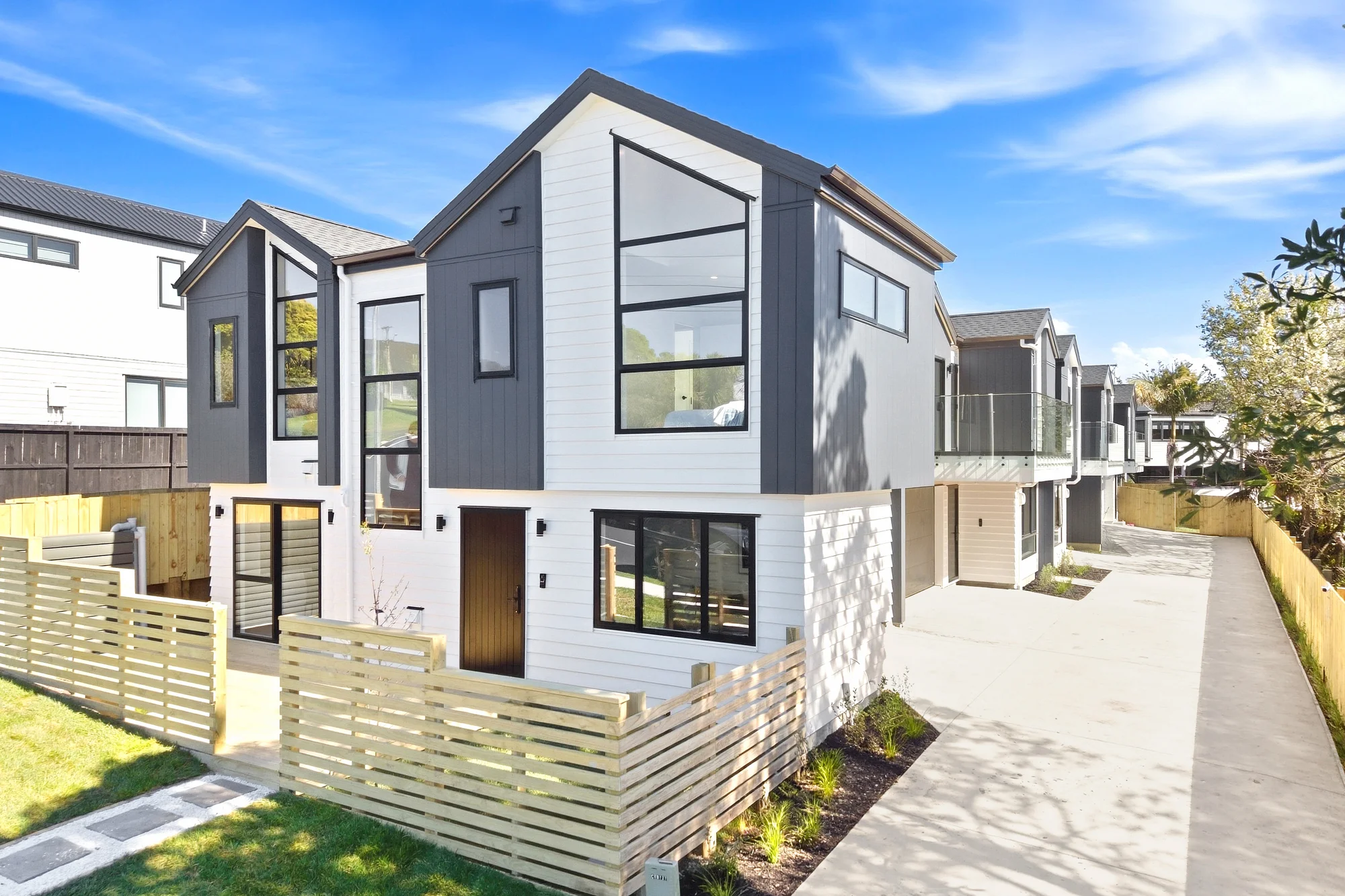Torbay 4침실 Brand New Standalone Homes - 5 to Choose From