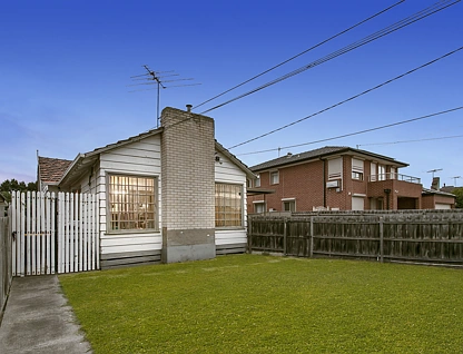 8 Treesbank Avenue, Springvale, VIC 3171, 5房, 2浴, House