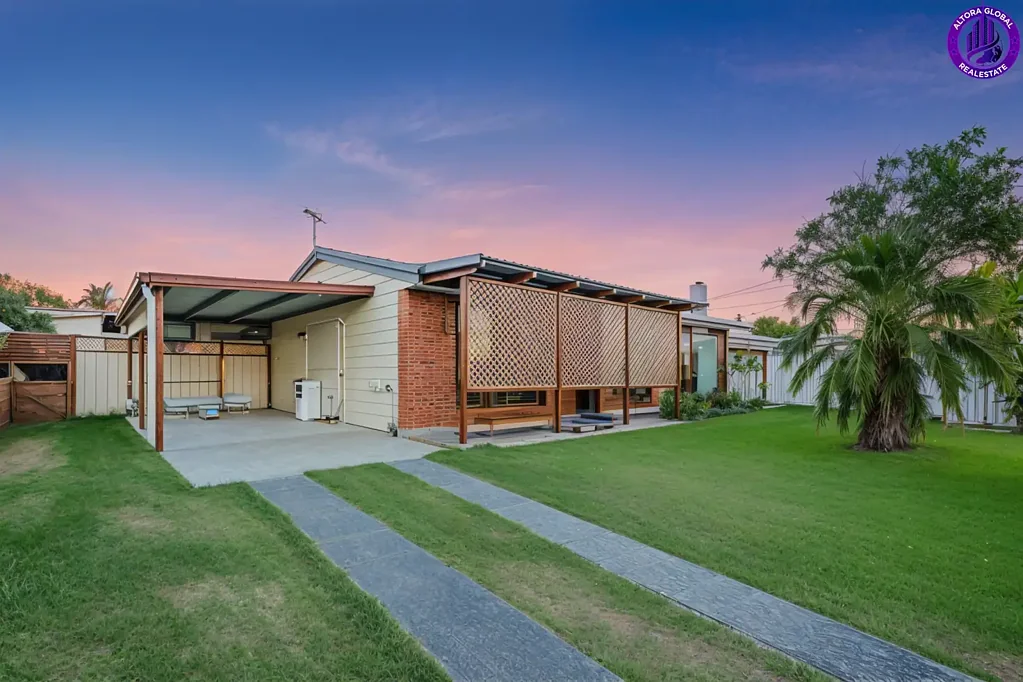 Crestmead 3部屋 Pool • Shed • Big Block • Huge Potential
