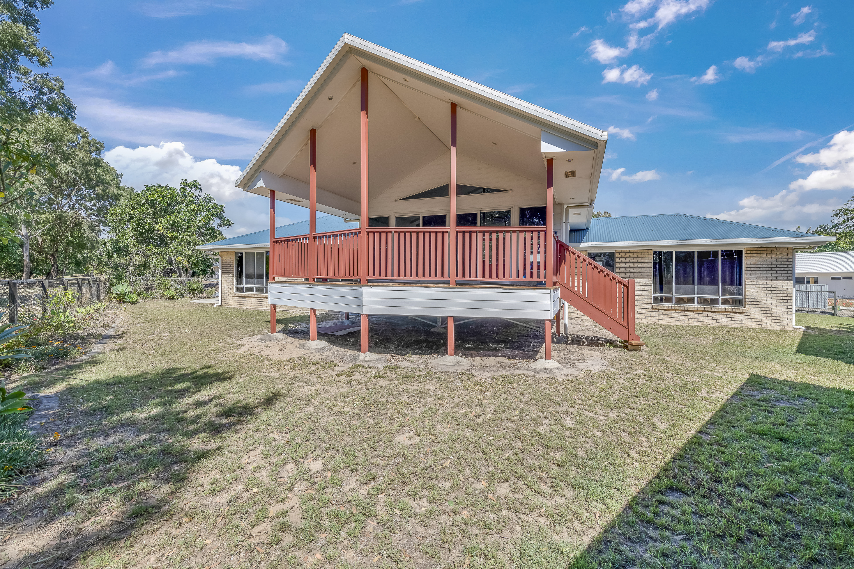 5 KURRAWA CT, MOORE PARK BEACH QLD 4670, 0 chambres, 0 salles de bain, House