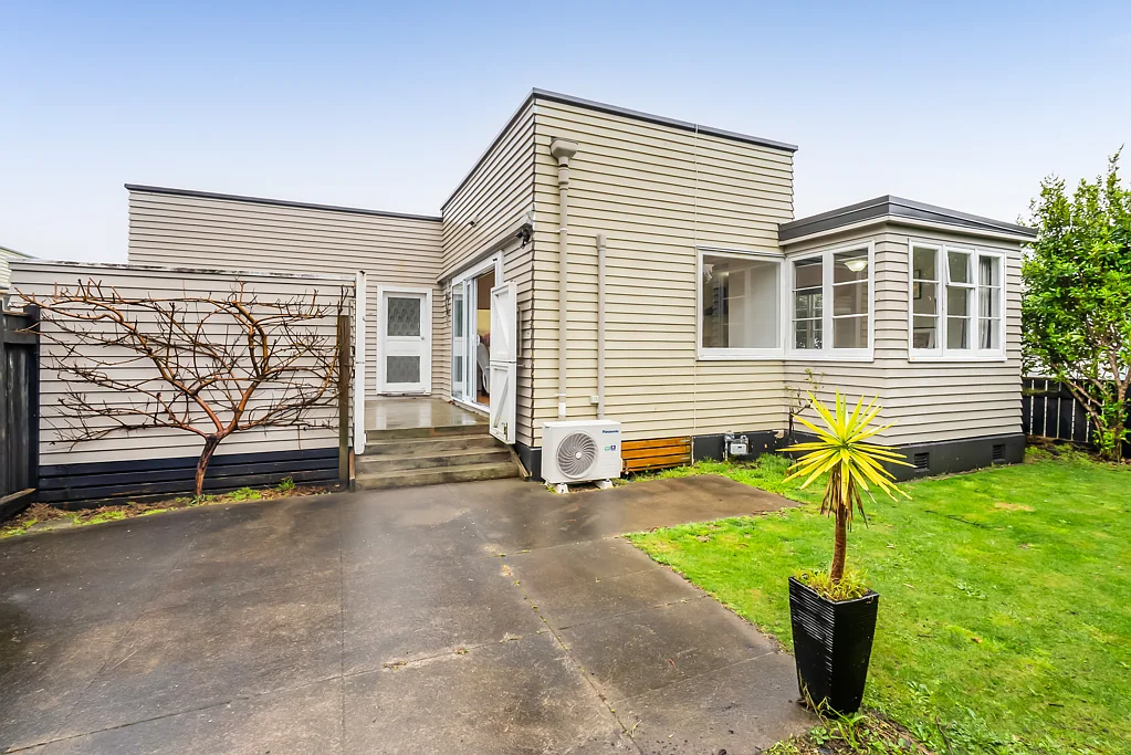 1/6 Cornwall Street, Brooklands, New Plymouth, Taranaki