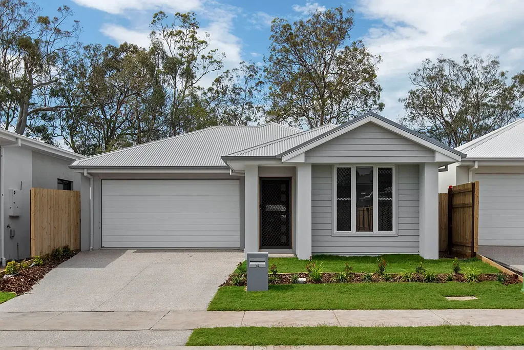 Ormiston 4 Slaapkamer Investment Today, Future Home next year - Quality Tenants & Prime Location