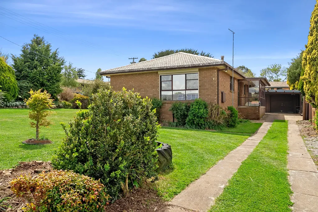 31 Hall Crescent, Crookwell, NSW 2583