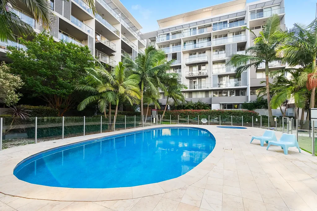Arncliffe 1 Bedroom Contemporary Comfort In An Ultra-Convenient Location