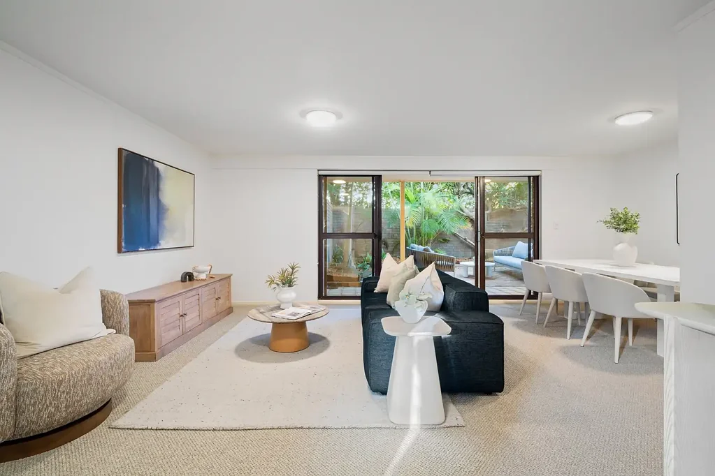 Balgowlah 3chambre Spacious freestanding townhome in boutique complex of four