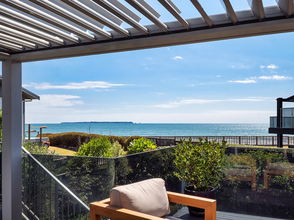 Papamoa 3 Bedroom The best catch of your life!