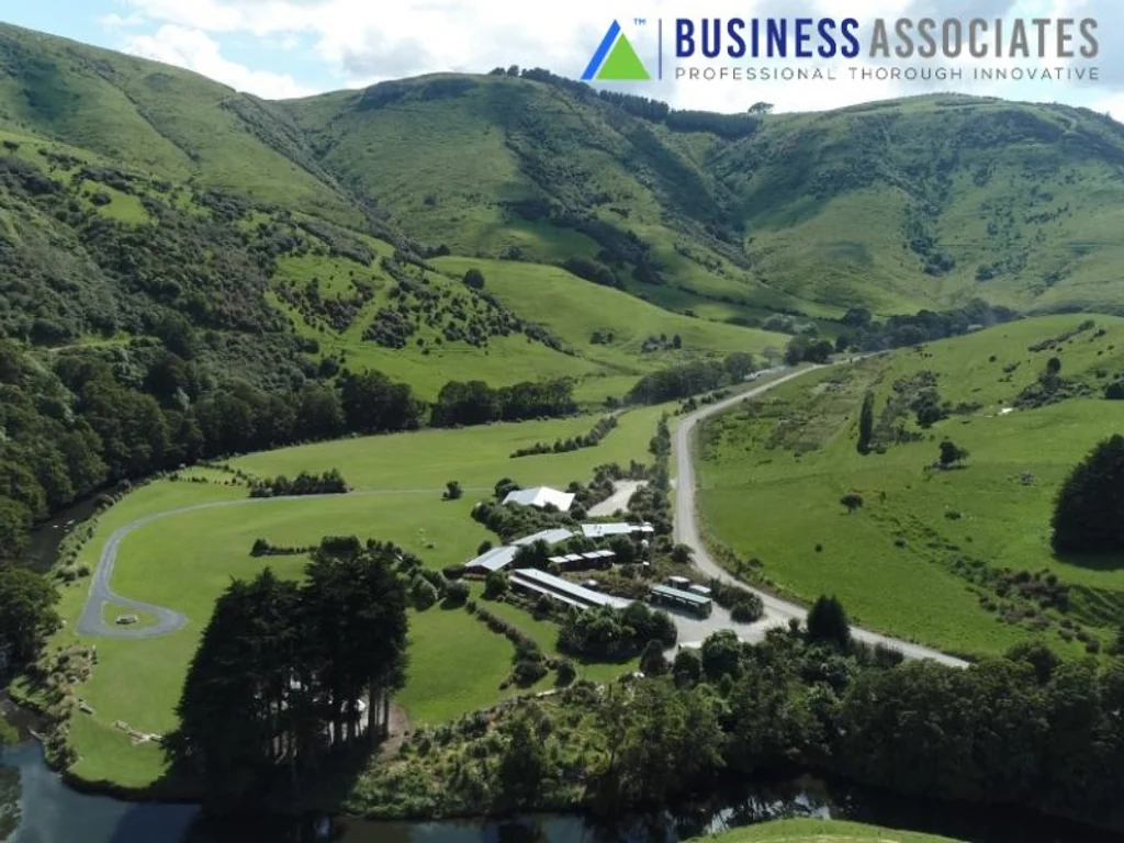 Catlins Surrounds River Ridge Retreat - Idyllic Freehold Property & Business in the Catlins