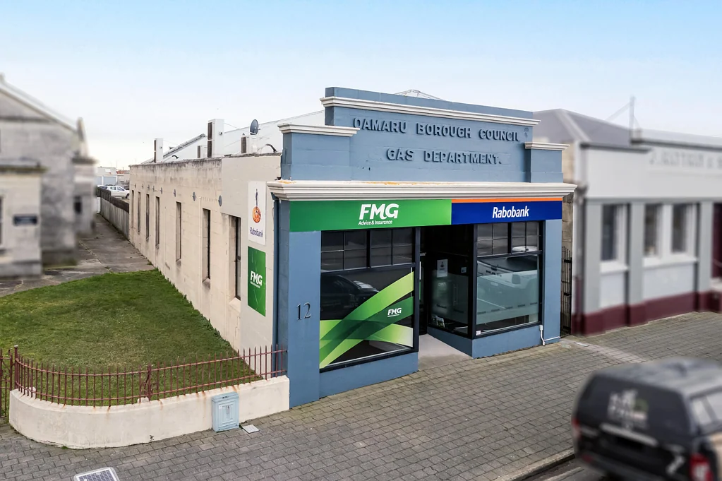 Oamaru SECURE COMMERICAL INVESTMENT