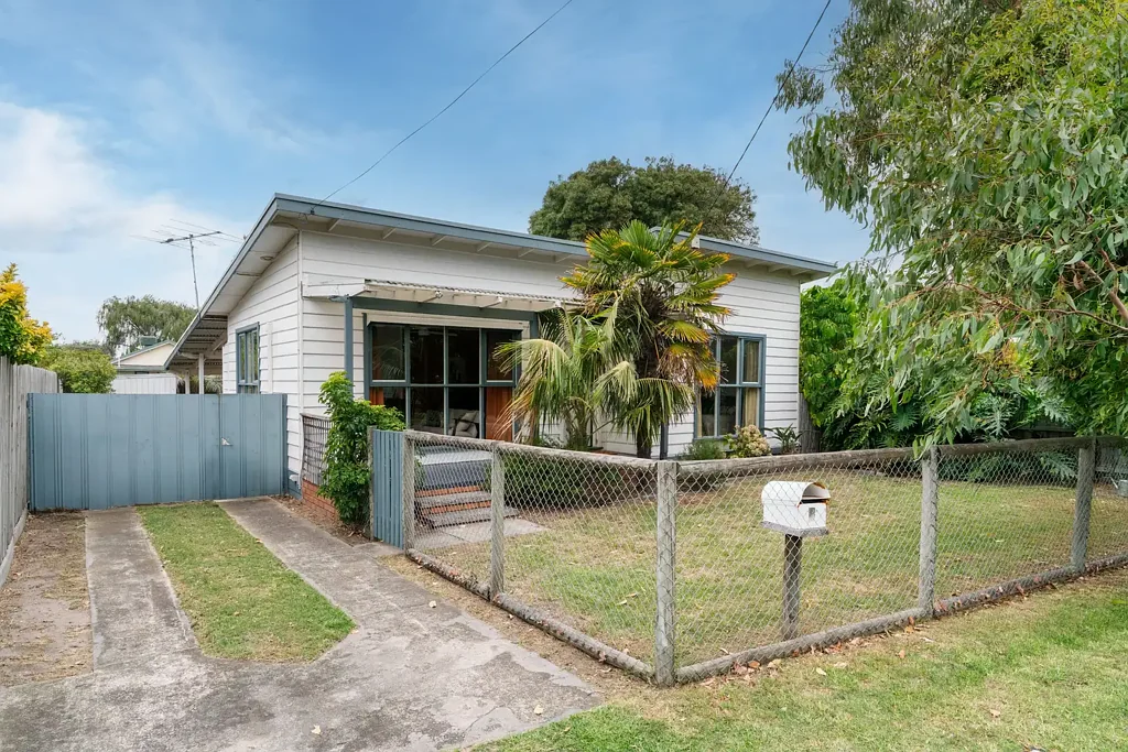 8 Ella Crescent, Capel Sound, VIC 3940
