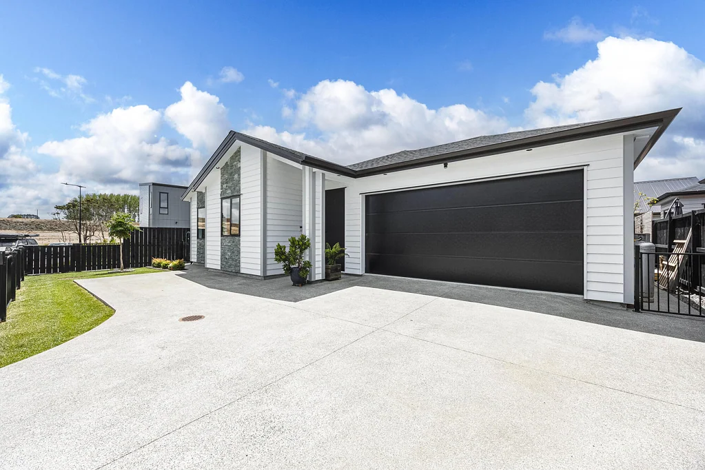 Milldale 4 Slaapkamer Dual Living, Income Potential & Modern Living