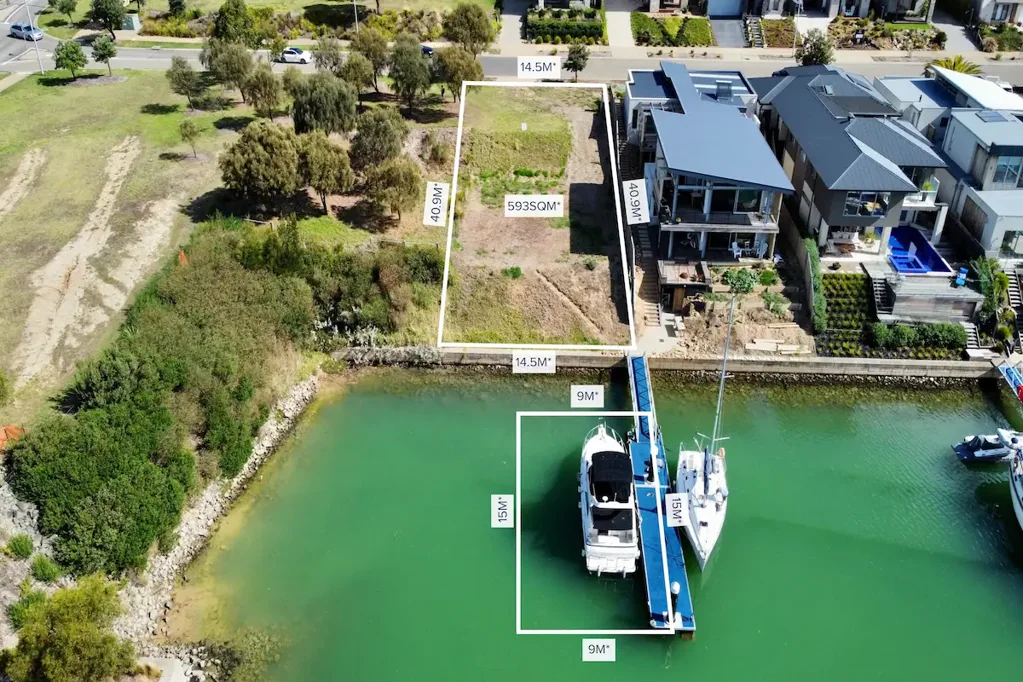 Safety Beach WATERFRONT LAND WITH APPROVED PLANS