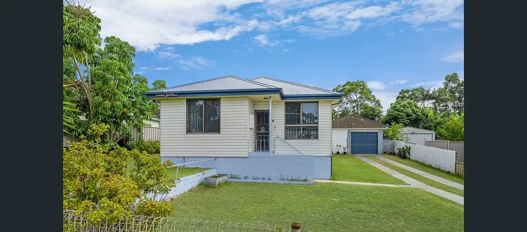 Spacious Family Home in Windale
