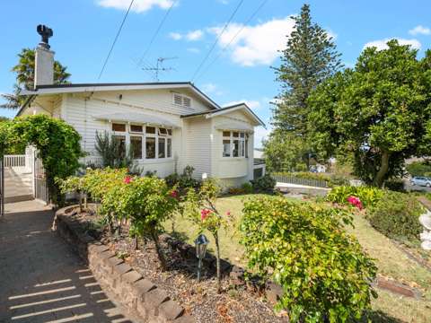 Onehunga 3房  CHARACTER STYLE, SEA VIEWS, AMAZING LOCATION!