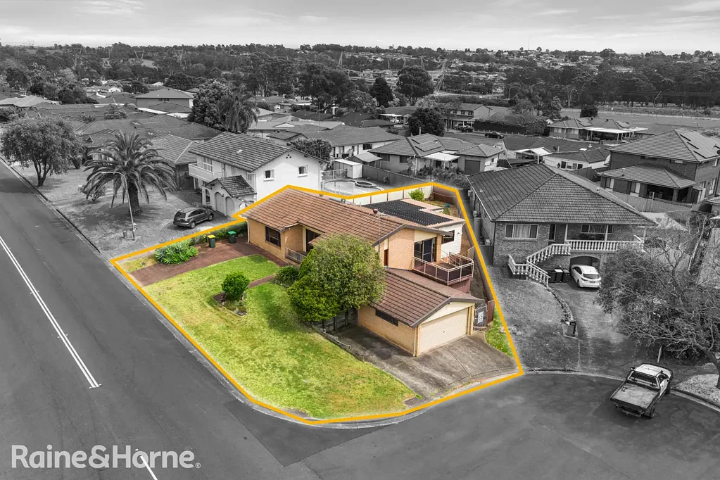 2 Banz Place, Glenfield, NSW 2167