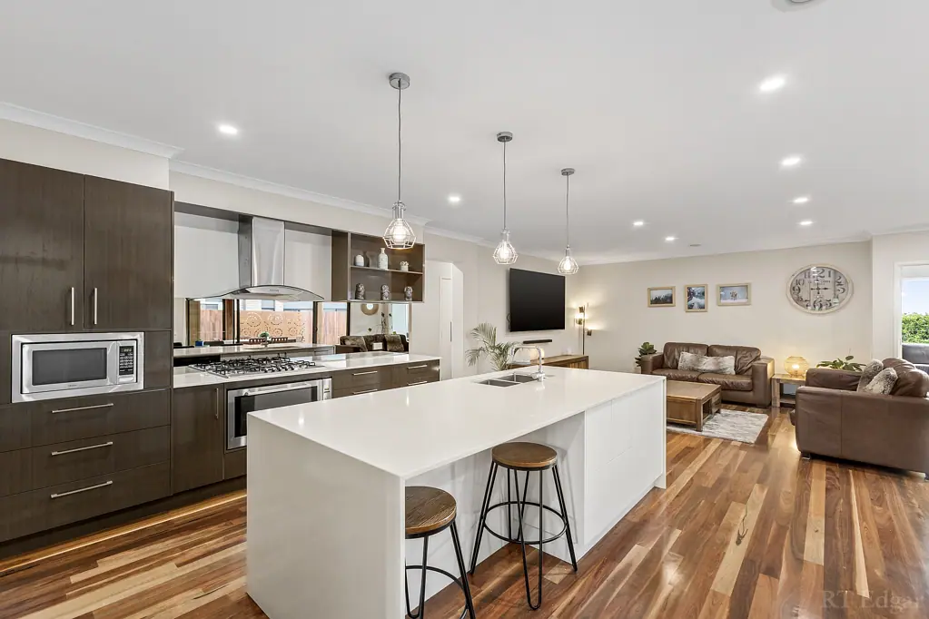 65 Village Green Drive, Leopold, VIC 3224