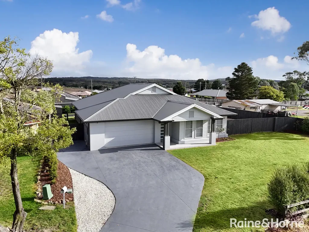 Marulan 4ห้องนอน Modern Family Living with Premium Upgrades on a Spacious 1,345m² Block
