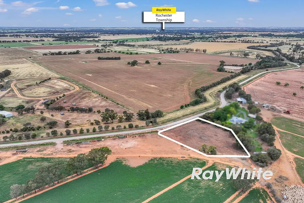 Rochester Country Charm, Town Convenience - The Perfect Acre Awaits!