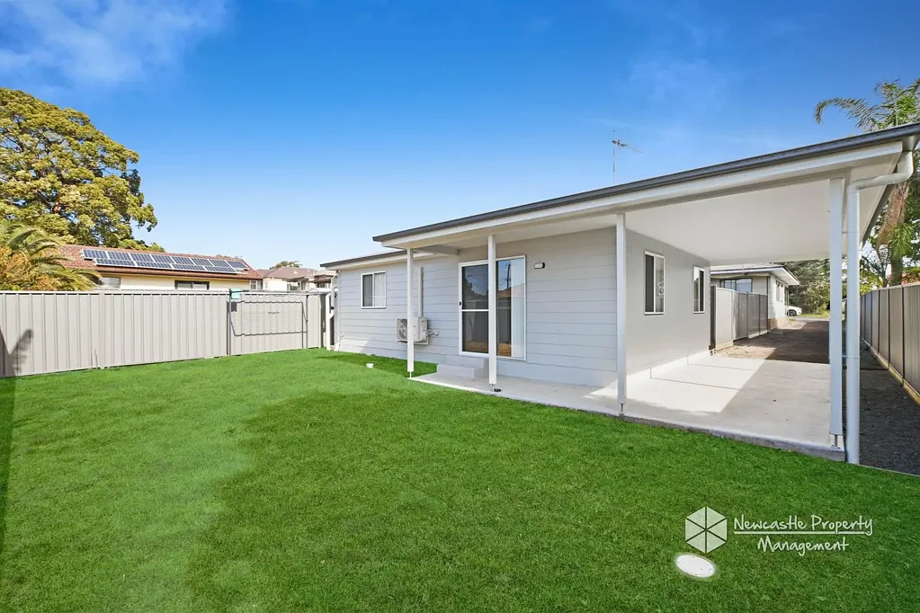 Modern Living, Great Location
