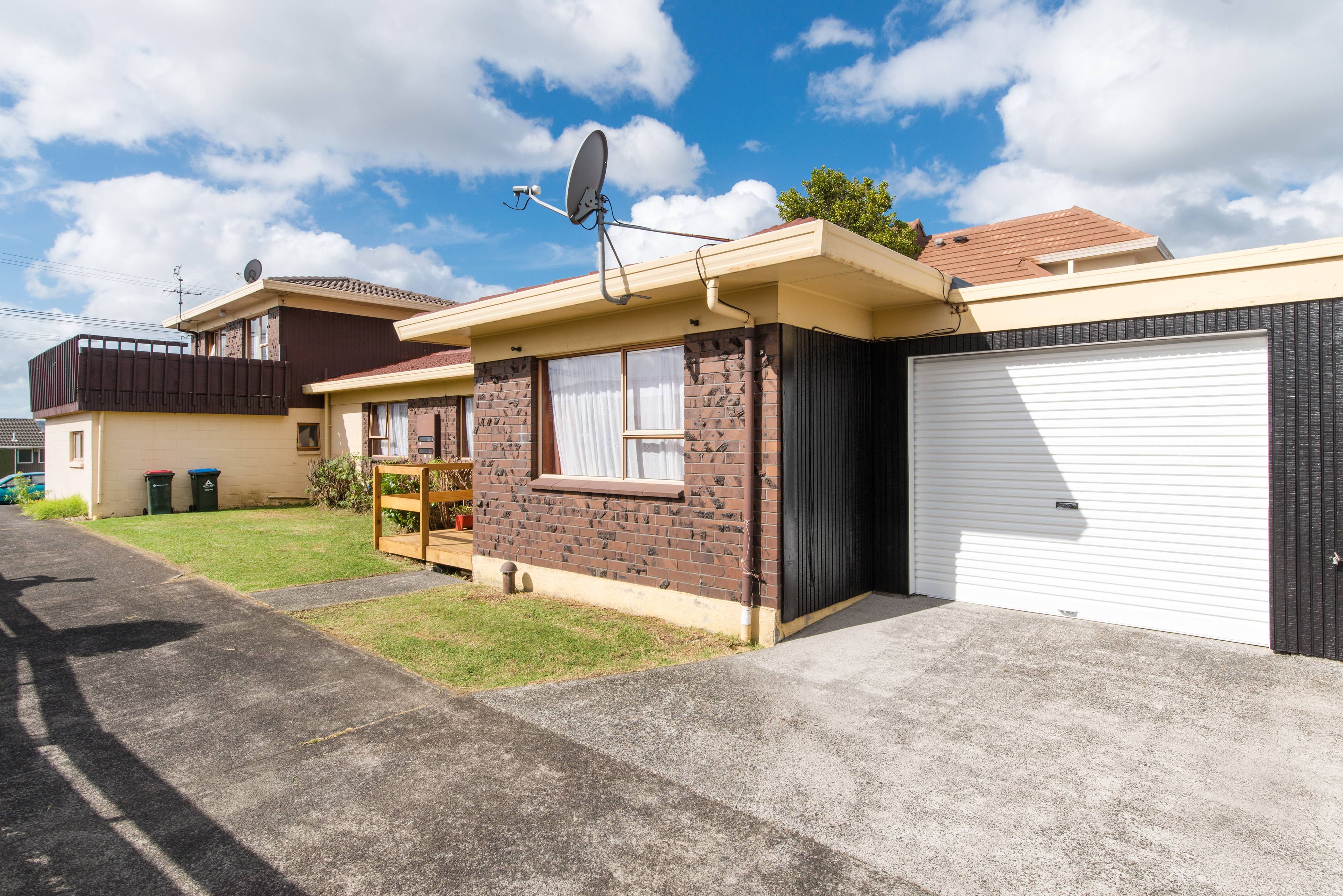 2/107 Donovan Street, Blockhouse Bay, Auckland, 2 Bedrooms, 1 Bathrooms