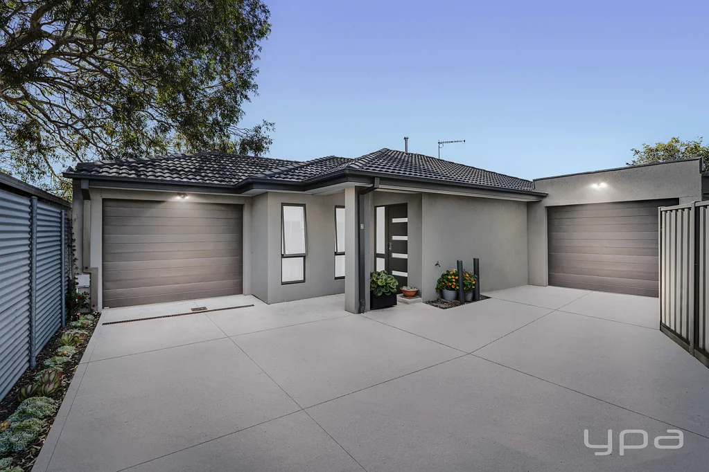 2/12 Silver Street, Werribee, VIC 3030