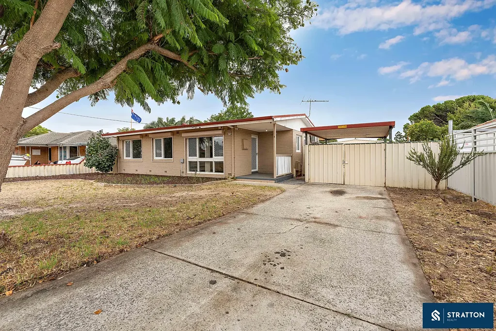 Armadale 3 Bedroom 3-Bedroom Home on 698sqm Block with R15/25 Zoning in Prime Location!!