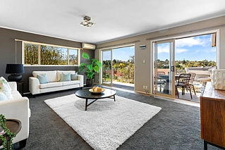 9 Robin Lane, Browns Bay, North Shore City