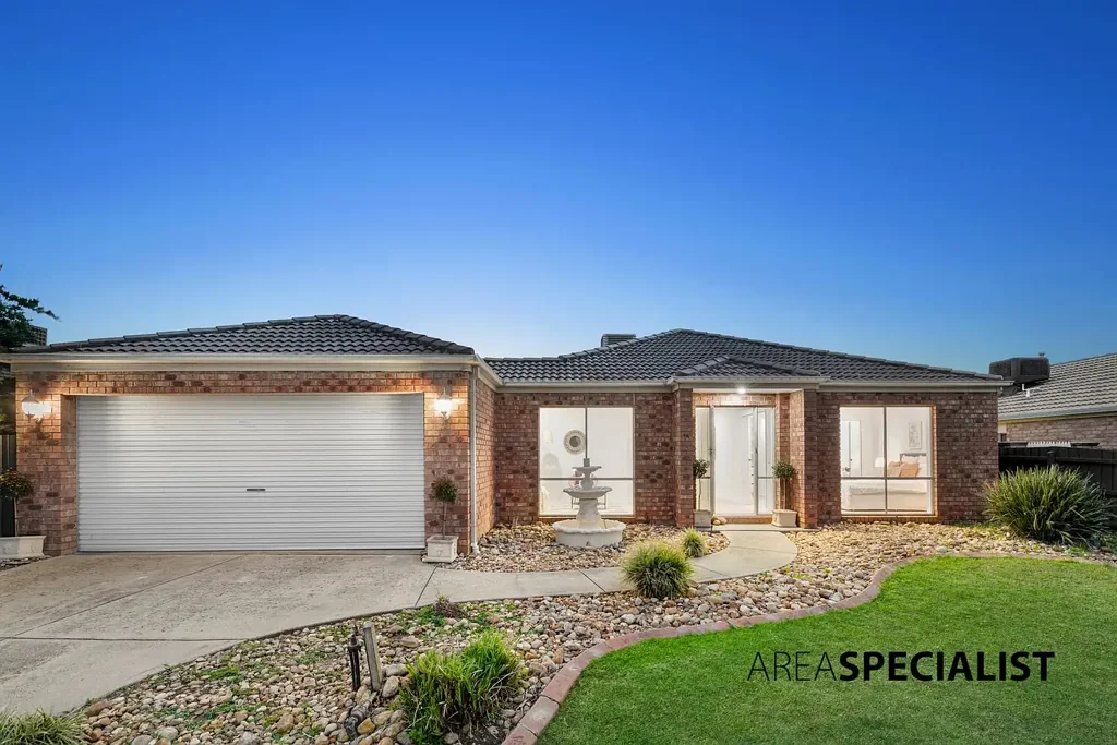 34 Bateman Grove, Hampton Park, VIC 3976