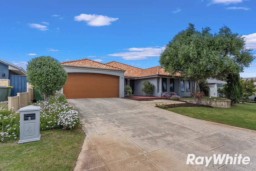 4 Cohen Vista, Lakelands, WA 6180
