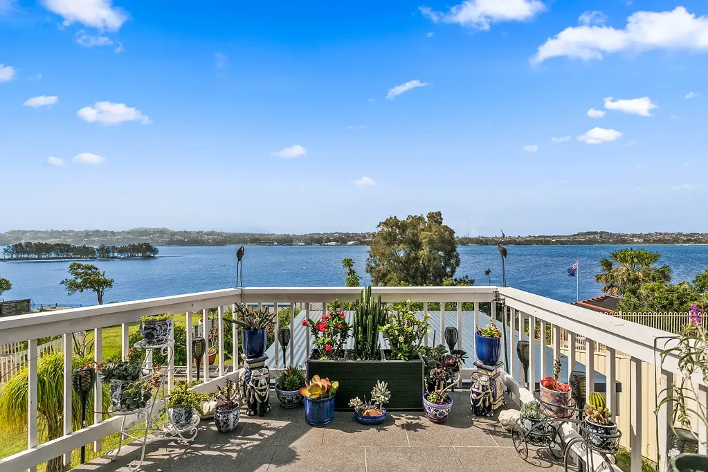 154 Lakeview Parade, Primbee, NSW 2502
