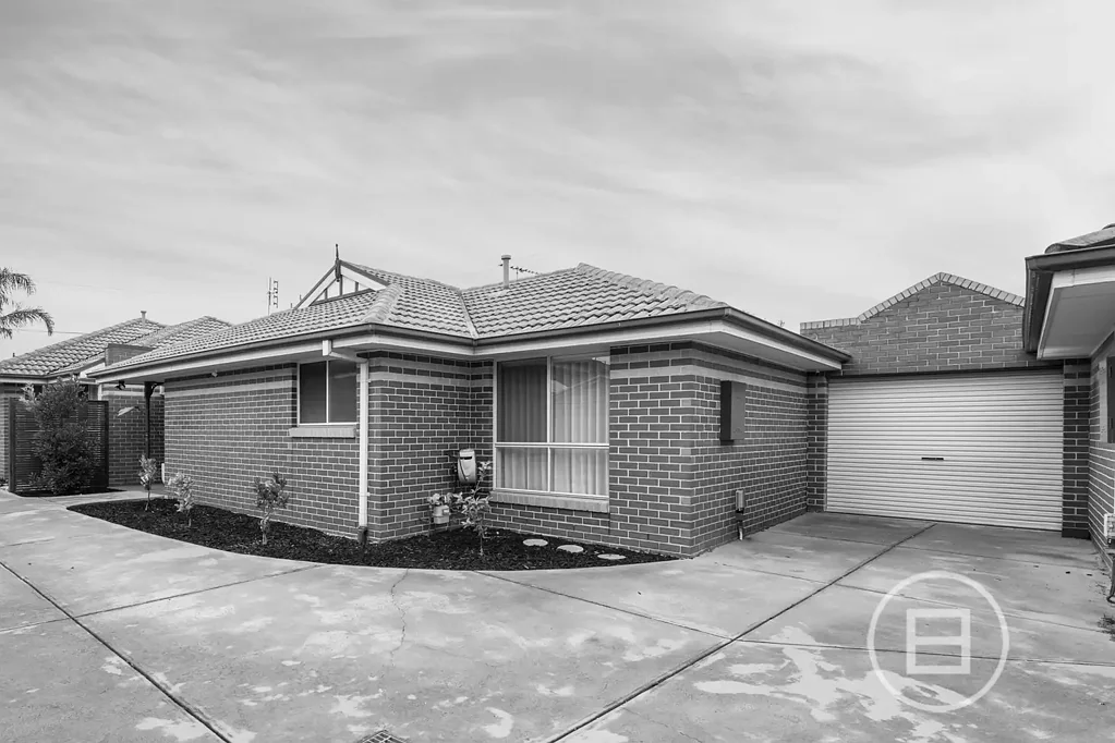 Airport West 2房  Auction Saturday 20th June at 12pm