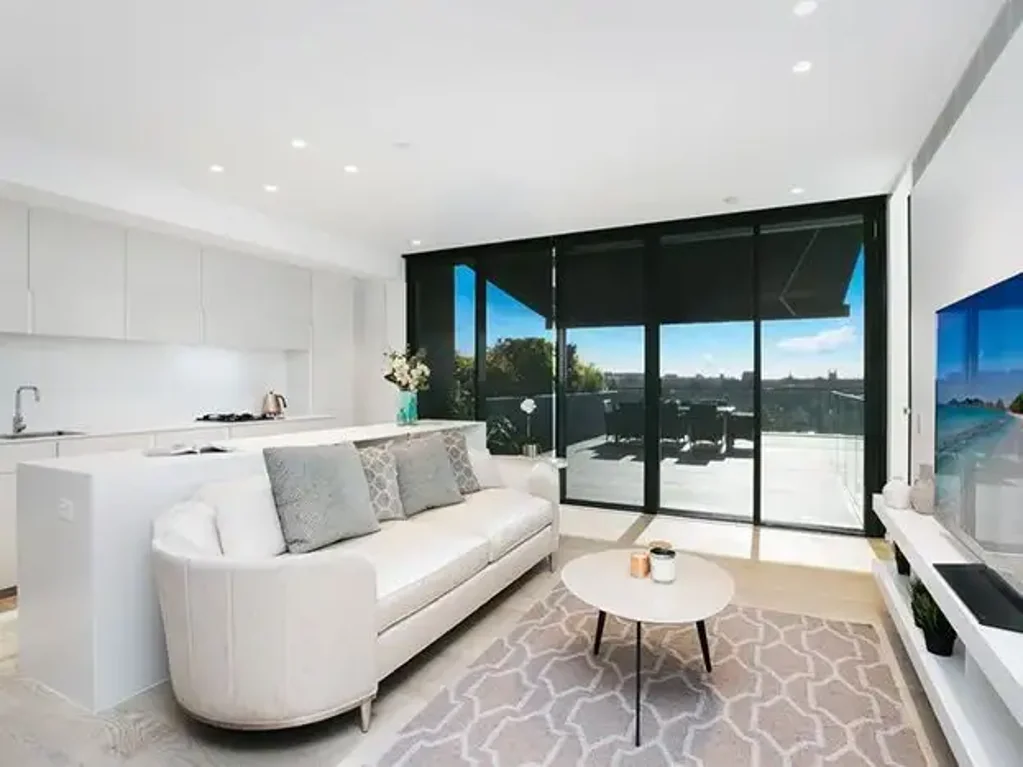 Experience Luxury Living with Views Over the Central Park Precinct