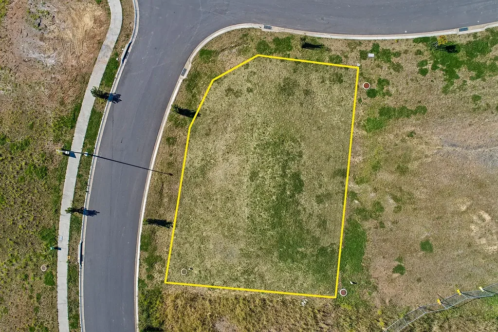 Coffs Harbour  ONE OF THE EASIEST BLOCKS TO BUILD ON